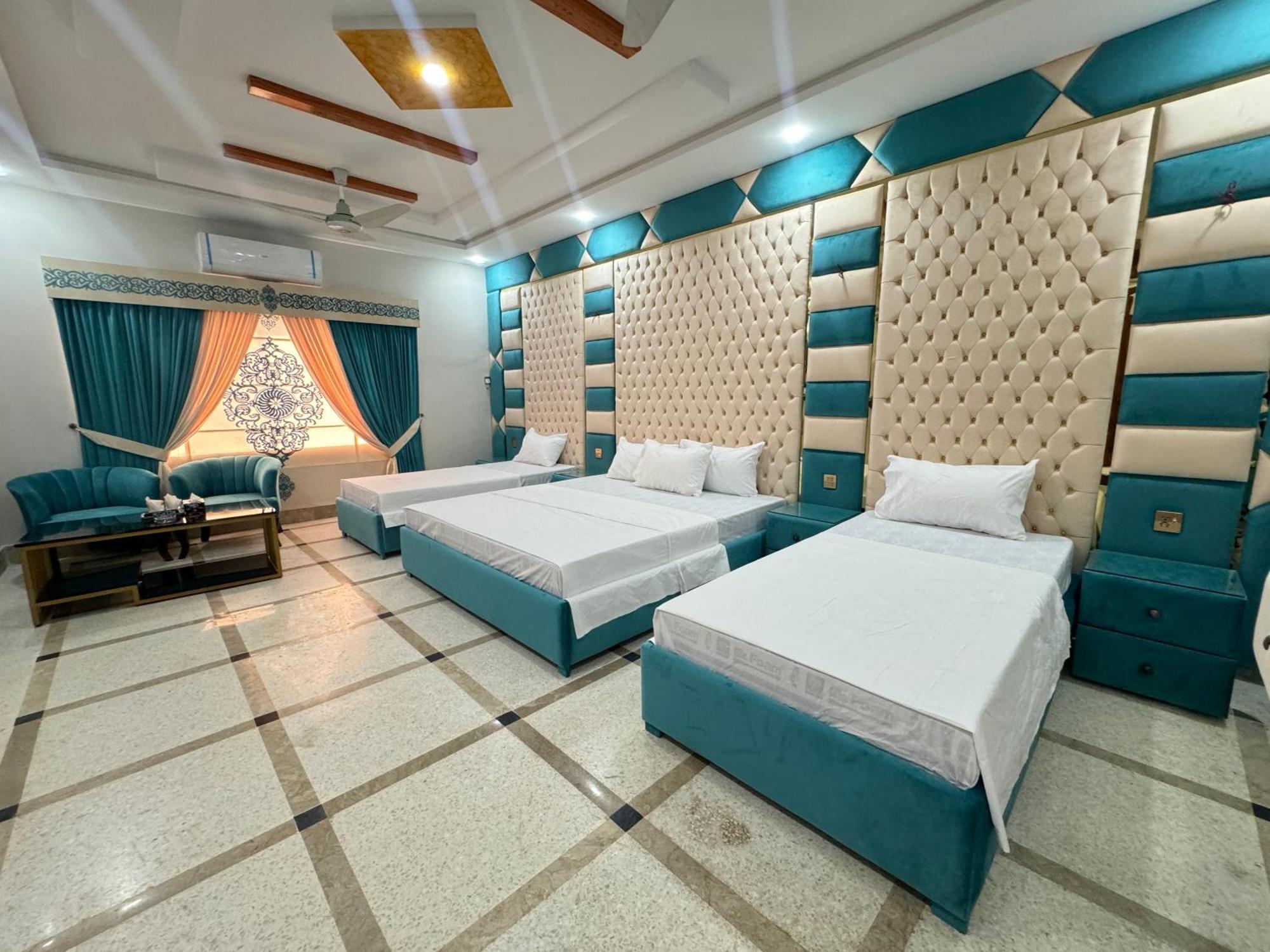 Royal Executive Inn Guest House Исламабад Экстерьер фото