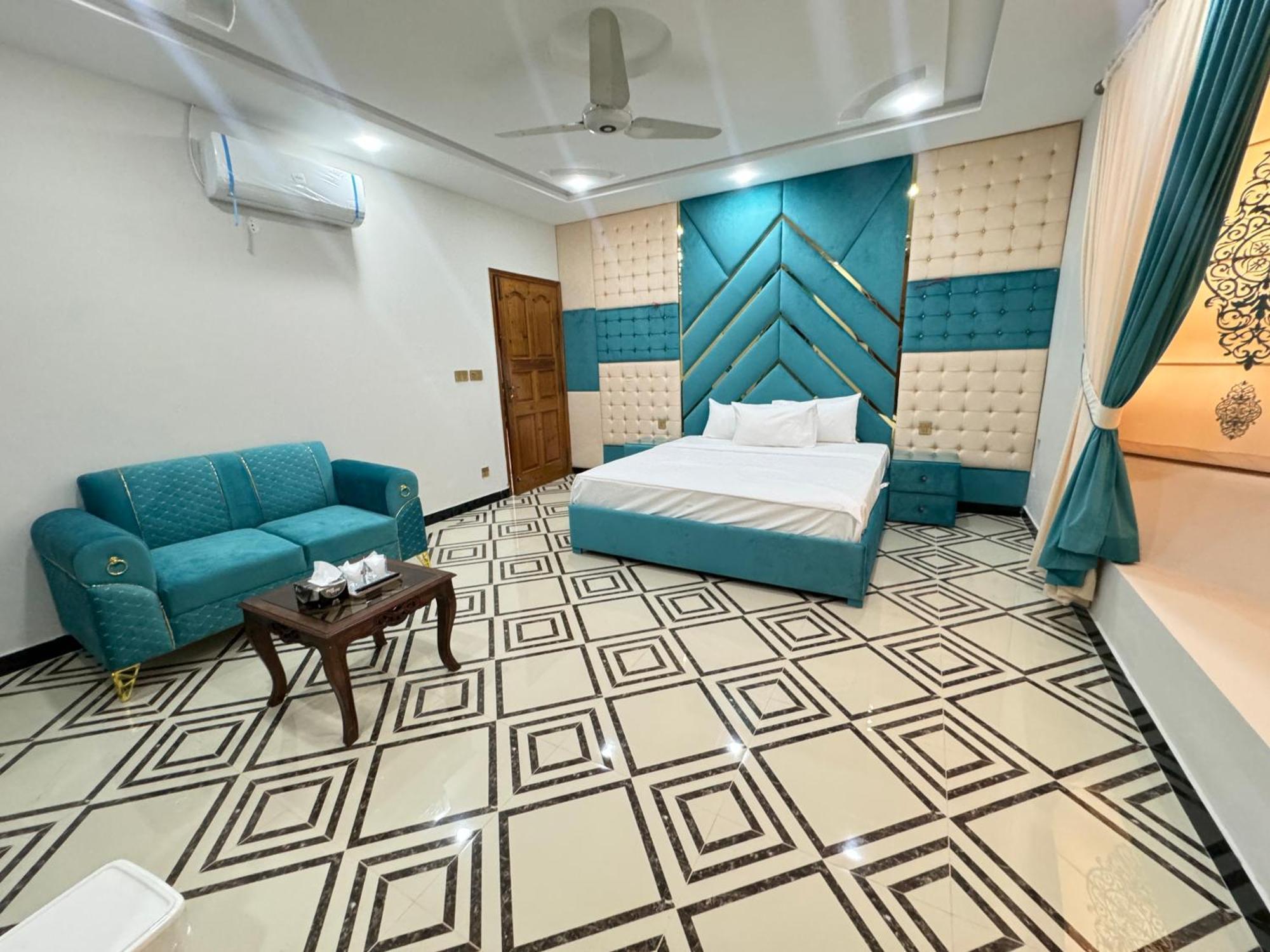 Royal Executive Inn Guest House Исламабад Экстерьер фото
